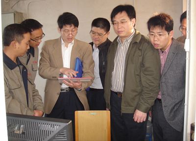 省經委、市經委領導了解工作情況